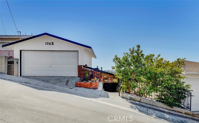 1365 Helen Dr, Los Angeles, CA 90063