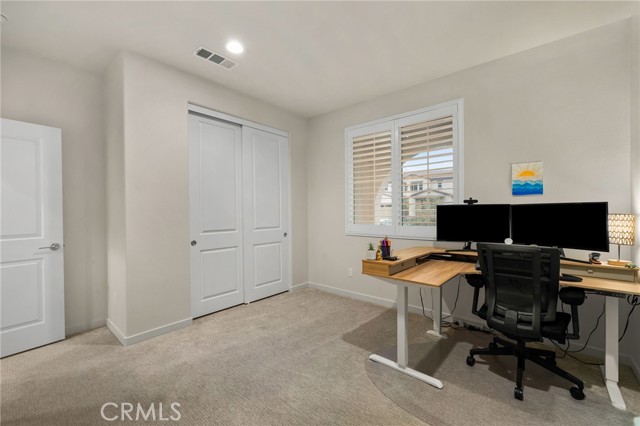 Detail Gallery Image 15 of 31 For 31014 Avenida Ramblas, Highland,  CA 92346 - 4 Beds | 3 Baths