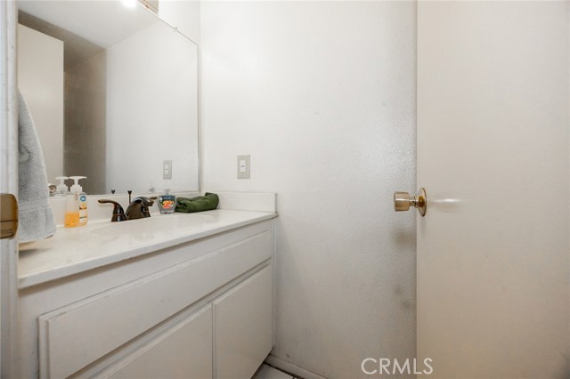 Detail Gallery Image 28 of 33 For 1907 Pepper Tree, Colton,  CA 92324 - 3 Beds | 2/1 Baths