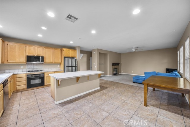 Detail Gallery Image 11 of 43 For 43891 42nd St, Lancaster,  CA 93536 - 3 Beds | 3 Baths