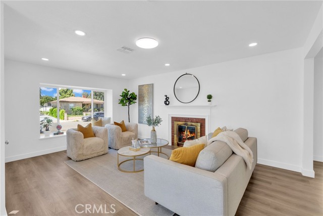 Detail Gallery Image 7 of 27 For 1618 Jess St, Pomona,  CA 91766 - 3 Beds | 2 Baths