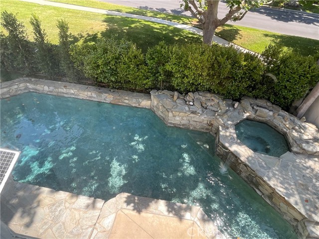 Detail Gallery Image 1 of 25 For 19375 Woodlands Dr, Huntington Beach,  CA 92648 - 5 Beds | 4/1 Baths