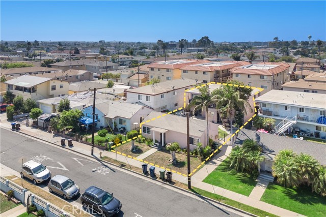 12443 York Avenue, Hawthorne CA: https://media.crmls.org/medias/7c16b332-109e-4b74-9486-78730bad71df.jpg