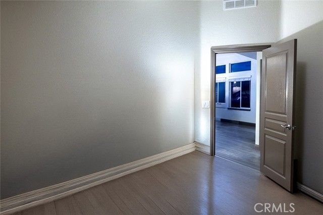 Detail Gallery Image 8 of 50 For 3595 Santa Fe Ave #162,  Long Beach,  CA 90810 - 3 Beds | 2 Baths
