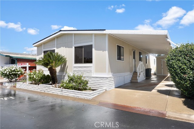 Detail Gallery Image 1 of 37 For 692 N Adele St #103,  Orange,  CA 92867 - 2 Beds | 2 Baths