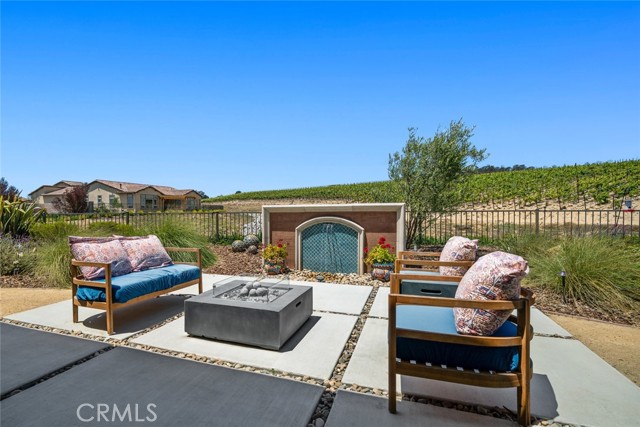 1330 Riley Lane, Nipomo CA: https://media.crmls.org/medias/7c16e616-d81d-4908-bce2-421fe3d1a4fe.jpg
