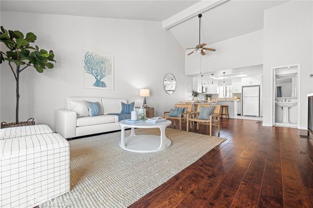 222 Irena Avenue, Redondo Beach, California 90277, 2 Bedrooms Bedrooms, ,3 BathroomsBathrooms,Residential,Sold,Irena,SB24068601