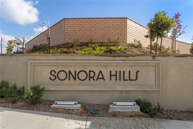 2004 Saguaro Glen, Escondido CA: https://media.crmls.org/medias/7c17f90f-0620-48d1-8d4b-4ddbf3baf34b.jpg