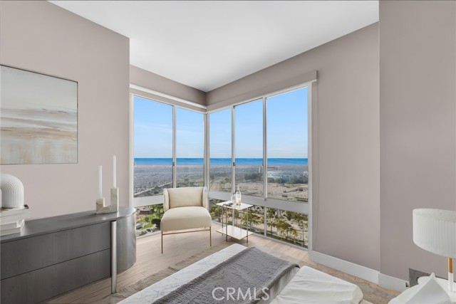 850 E Ocean Boulevard, Long Beach CA: https://media.crmls.org/medias/7c17fc41-e835-4e2c-83b4-6f33d6d64a6e.jpg