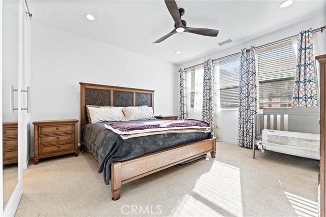 133 Hideaway Loop, Mission Viejo CA: https://media.crmls.org/medias/7c183b91-16f1-4f7f-b544-4df79af9398b.jpg