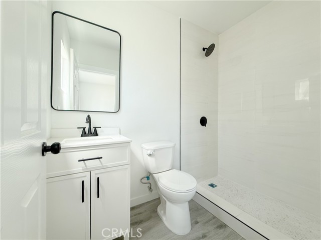 Detail Gallery Image 13 of 20 For 405 S Bradfield Ave, Compton,  CA 90221 - 3 Beds | 2 Baths