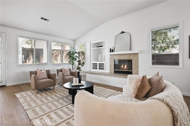 Detail Gallery Image 8 of 39 For 587 Big Sky Dr, Oceanside,  CA 92058 - 4 Beds | 2 Baths