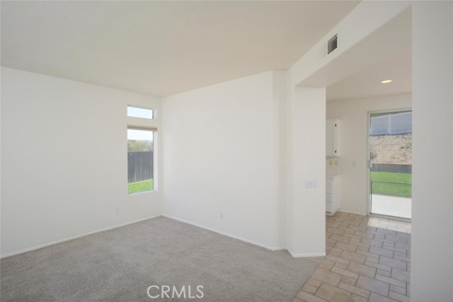 27292 Eagles Nest Drive, Corona CA: https://media.crmls.org/medias/7c1a3f41-4d64-4346-97fa-a0b963a958b3.jpg