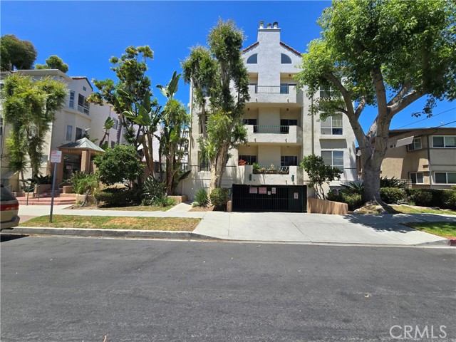 Detail Gallery Image 1 of 26 For 14347 Albers St #301,  Sherman Oaks,  CA 91401 - 2 Beds | 2 Baths