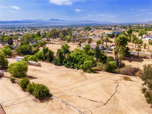 Detail Gallery Image 39 of 41 For 26675 Ironwood Ave, Moreno Valley,  CA 92555 - 5 Beds | 3 Baths