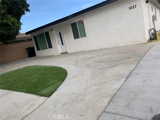 1057 circle city dr Circle, Corona CA: https://media.crmls.org/medias/7c1b85d4-06cc-4c83-870a-650d41dcfb53.jpg