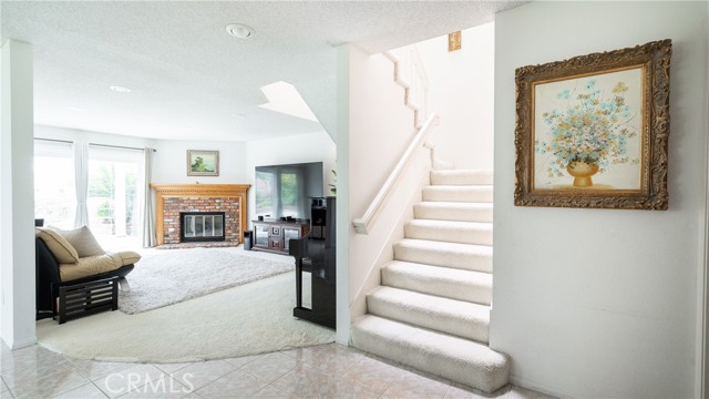 19448 Crystal Ridge Lane, Porter Ranch CA: https://media.crmls.org/medias/7c1be704-4a46-4bb1-a0da-c003323219ff.jpg