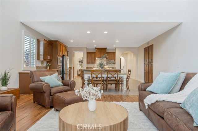 Detail Gallery Image 12 of 42 For 24923 Hearth Ct, Valencia,  CA 91354 - 4 Beds | 3/1 Baths