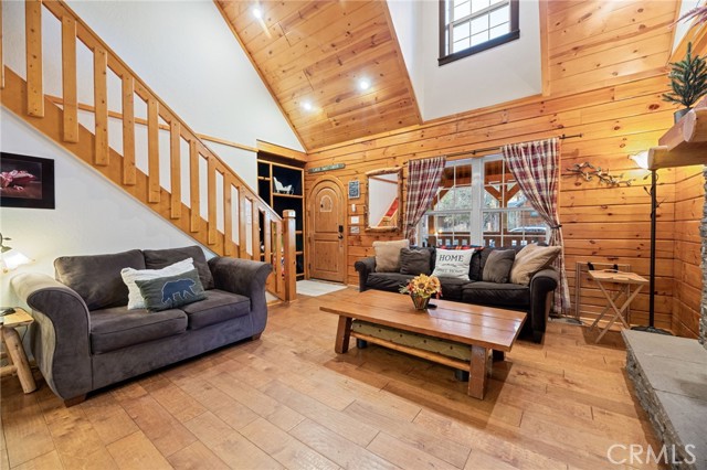 505 Barrett Way, Big Bear City CA: https://media.crmls.org/medias/7c1cf746-4c6a-4b26-94ac-6689c3aa1442.jpg
