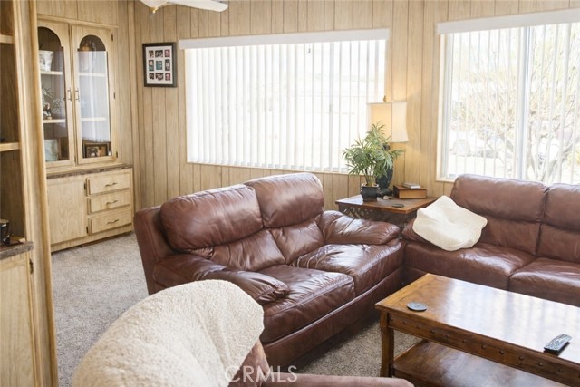 Detail Gallery Image 3 of 7 For 28911 via La Rueda, Murrieta,  CA 92563 - 2 Beds | 2 Baths