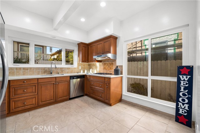 Detail Gallery Image 11 of 34 For 15 Bascom, Irvine,  CA 92612 - 3 Beds | 2 Baths