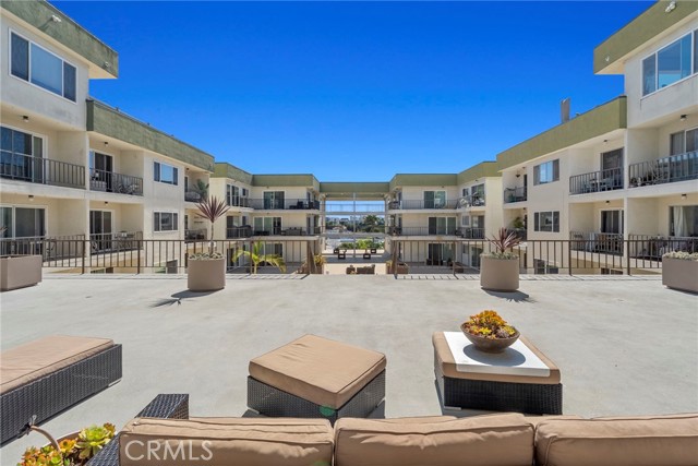 1600 Ardmore Avenue, Hermosa Beach, California 90254, 2 Bedrooms Bedrooms, 0 ,2 BathroomsBathrooms,Residential,For Sale,Ardmore,0,PV26133694