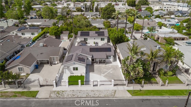 Detail Gallery Image 3 of 51 For 14159 Gault St, Van Nuys,  CA 91405 - 3 Beds | 2 Baths