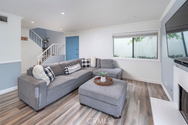 Detail Gallery Image 8 of 28 For 27072 Hidaway Ave #3,  Canyon Country,  CA 91351 - 2 Beds | 1/1 Baths