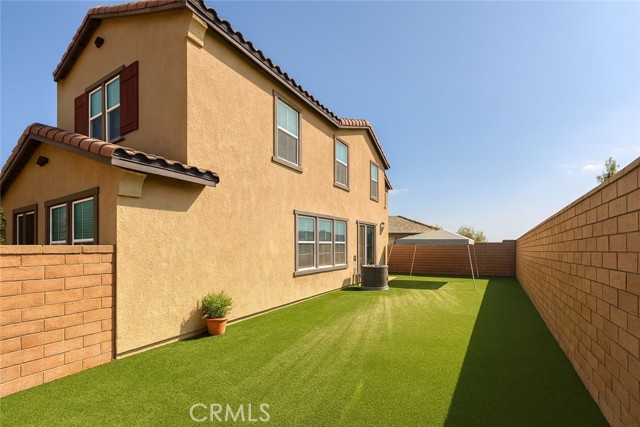 Detail Gallery Image 12 of 12 For 4010 E Catalina St, Ontario,  CA 91761 - 5 Beds | 3 Baths