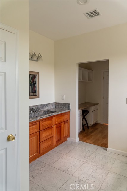 Detail Gallery Image 42 of 55 For 1137 N Banning Bld, Wilmington,  CA 90744 - 4 Beds | 5 Baths