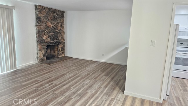 Detail Gallery Image 5 of 16 For 22627 Nadine #B,  Torrance,  CA 90505 - 2 Beds | 2 Baths