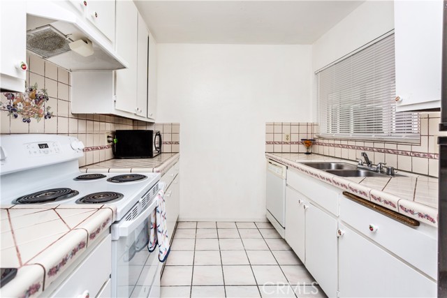 Detail Gallery Image 12 of 21 For 967 S Citron, Anaheim,  CA 92805 - 2 Beds | 1 Baths