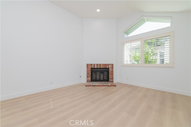 Detail Gallery Image 6 of 22 For 9 Wintermist, Irvine,  CA 92614 - 2 Beds | 2 Baths