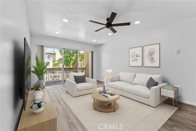 Detail Gallery Image 3 of 27 For 1885 Diamond Street #2-234,  San Diego,  CA 92109 - 2 Beds | 2 Baths