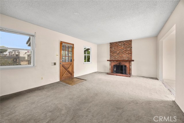 1208 E Commonwealth Avenue, Fullerton CA: https://media.crmls.org/medias/7c218200-f088-4f47-b190-b2b0dee58e26.jpg
