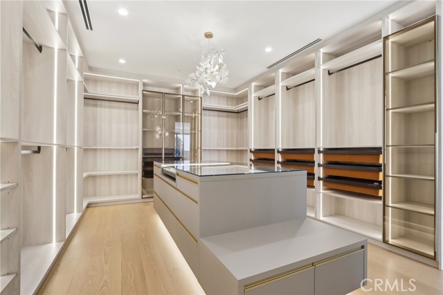 18200 Sheffield Lane, Porter Ranch CA: https://media.crmls.org/medias/7c23f117-5c21-42d9-953e-e6817be4fcf4.jpg
