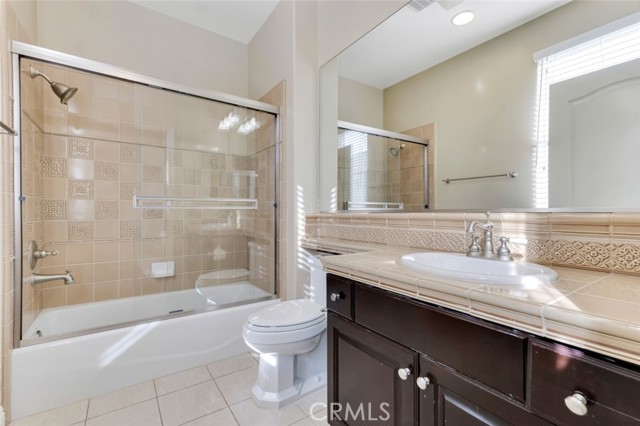 Detail Gallery Image 37 of 50 For 12826 via Donatello, Porter Ranch,  CA 91326 - 4 Beds | 4/1 Baths