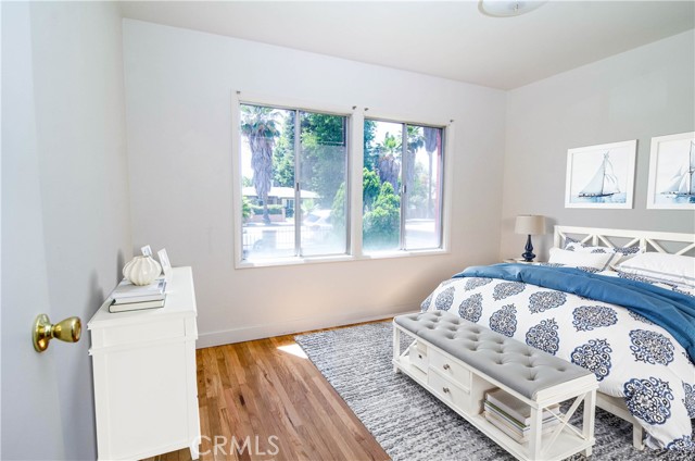 10520 Haskell Avenue, Granada Hills CA: https://media.crmls.org/medias/7c2658ae-83b7-45fd-81fa-937d1f9922b1.jpg