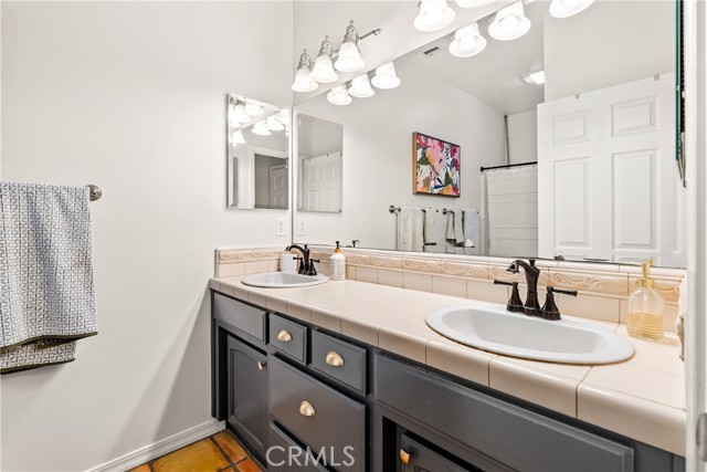Detail Gallery Image 21 of 65 For 7915 Whispering Trails Pl, Paso Robles,  CA 93446 - 4 Beds | 2 Baths