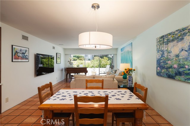 Detail Gallery Image 16 of 33 For 2012 Baja, Newport Beach,  CA 92660 - 3 Beds | 2 Baths