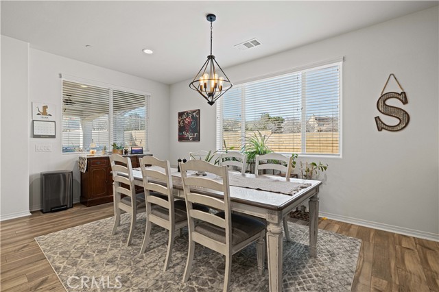 Detail Gallery Image 13 of 66 For 41727 Wayladn Ct, Quartz Hill,  CA 93536 - 5 Beds | 4 Baths