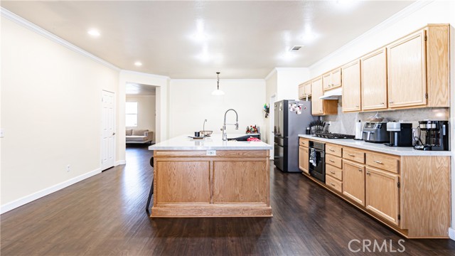 12936 Tehachapi Street, Hesperia CA: https://media.crmls.org/medias/7c2bfa3f-0f06-4973-8cb8-f4035d14afdc.jpg