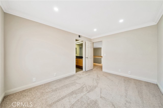 18836 Jeffrey Avenue, Cerritos CA: https://media.crmls.org/medias/7c2c2083-cd8d-4847-a5d6-37be26807403.jpg