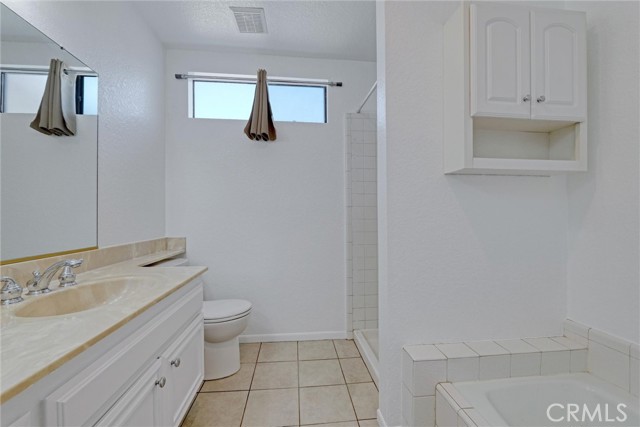 10229 Variel Avenue, Chatsworth CA: https://media.crmls.org/medias/7c2c8075-390e-4c10-bb2b-504423203dab.jpg