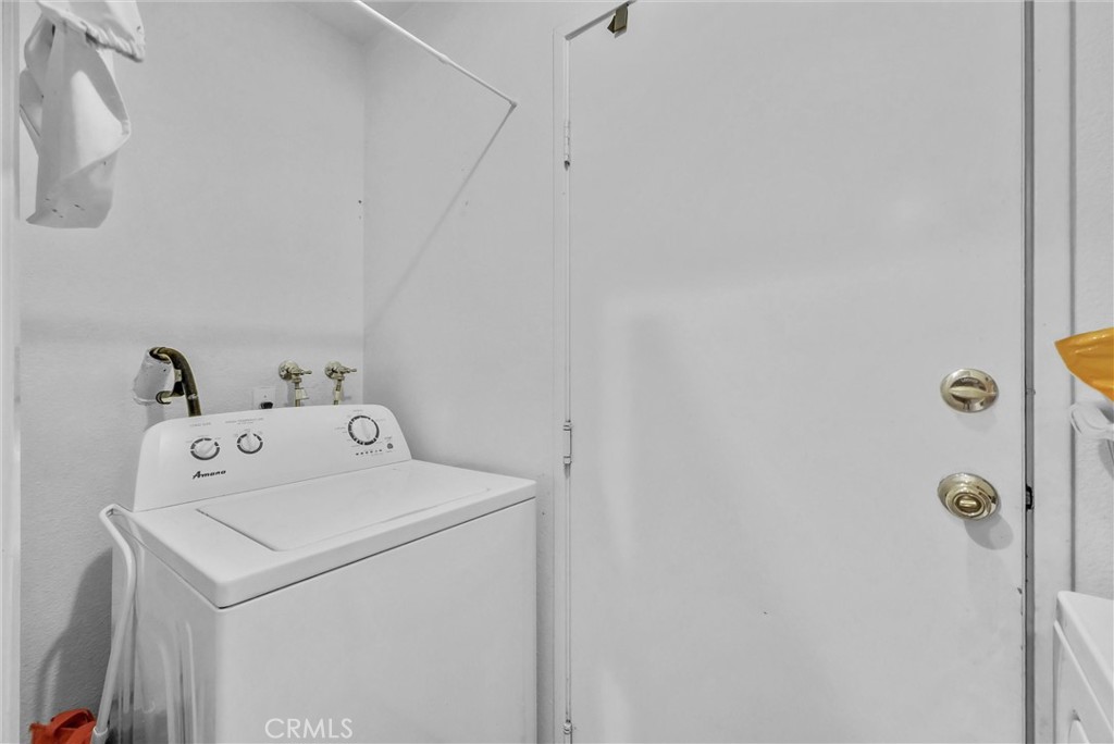 MLS #OC25254293 image #10