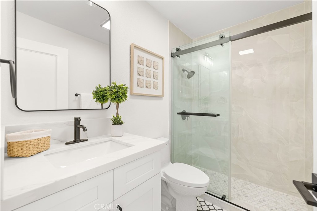 MLS #OC25224463 image #18