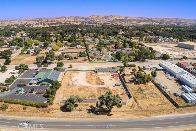 1600 El Camino Real, Atascadero, California 93422, ,Commercial Sale,For Sale,1600 El Camino Real,CRPI24015188