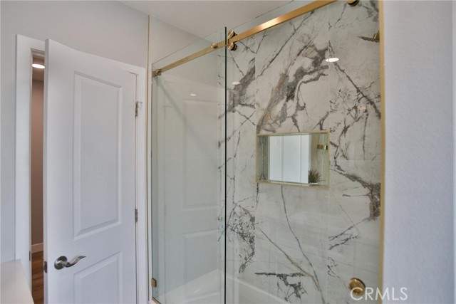 Detail Gallery Image 15 of 22 For 436 Cedar Ave #15,  Long Beach,  CA 90802 - 2 Beds | 1 Baths