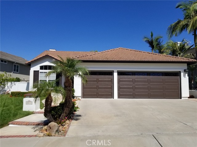 Detail Gallery Image 1 of 31 For 2031 via Vina, San Clemente,  CA 92673 - 4 Beds | 2 Baths