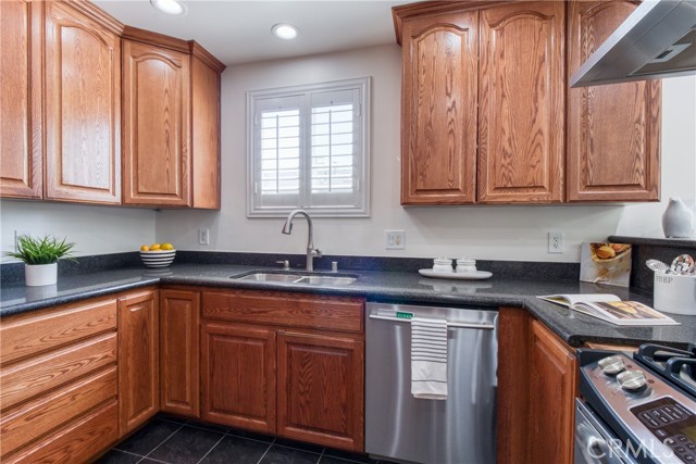 Detail Gallery Image 9 of 26 For 3442 Clark Ave, Long Beach,  CA 90808 - 3 Beds | 2 Baths